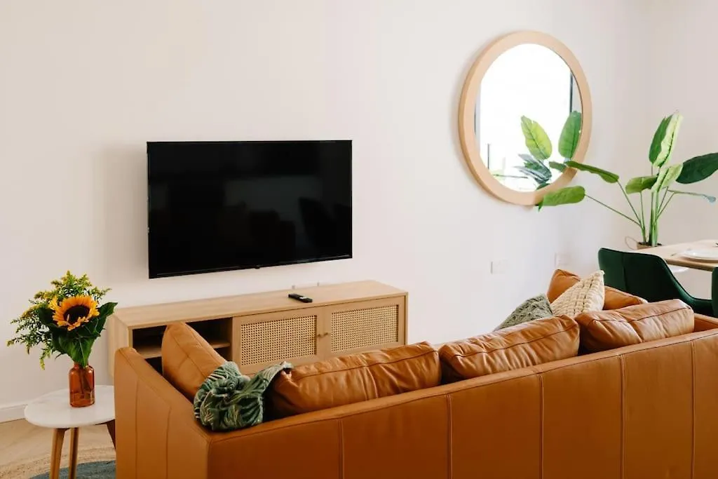 Sliema Mainstreet Designer Suite 12 With Shared Rooftop Pool And Bbq