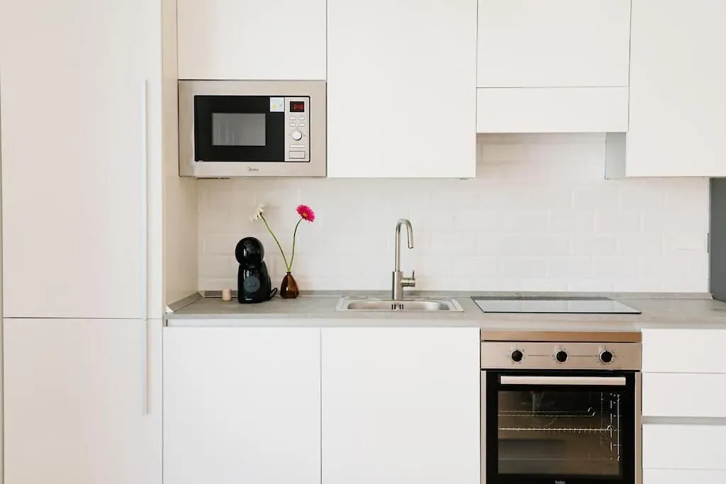 Sliema Mainstreet Designer Suite 12 With Shared Rooftop Pool And Bbq 0*,