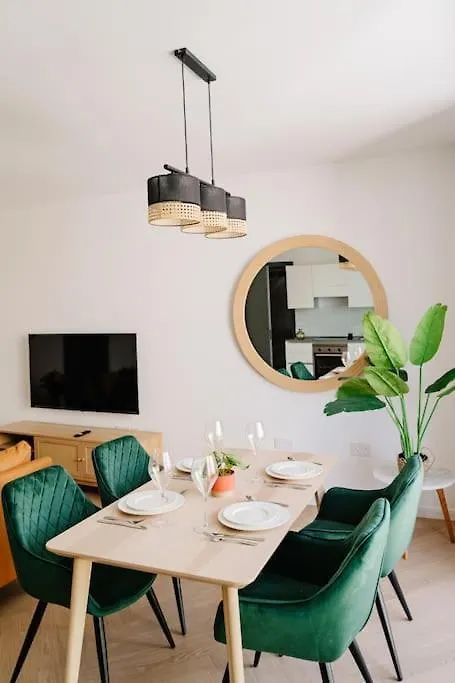 Sliema Mainstreet Designer Suite 12 With Shared Rooftop Pool And Bbq Apartment