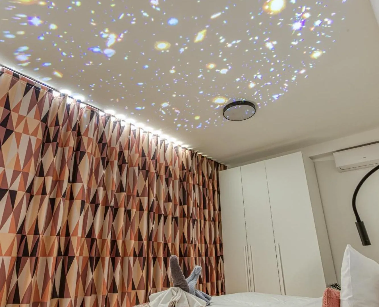 Sliema Mainstreet Designer Suite 12 With Shared Rooftop Pool And Bbq Apartment